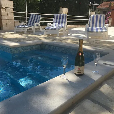 Bisou Villa Mlini